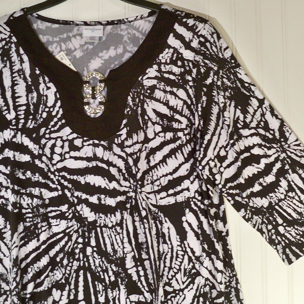 Jaclyn Smith, Black White Top, 3X